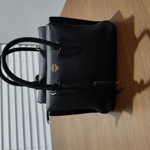 MCM mini Milla tote in black